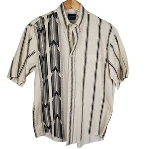 Vintage Wrangler Cream Black Casual Button Down Shirt. Short Sleeve. LG. B0018